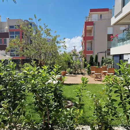 Zlata, With Patio And Garden * 스플리트